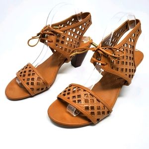 ADRIENNE VITTADINI Tan Open Toe Summer Heel 9.5